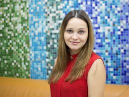 Старший менеджер Ирина